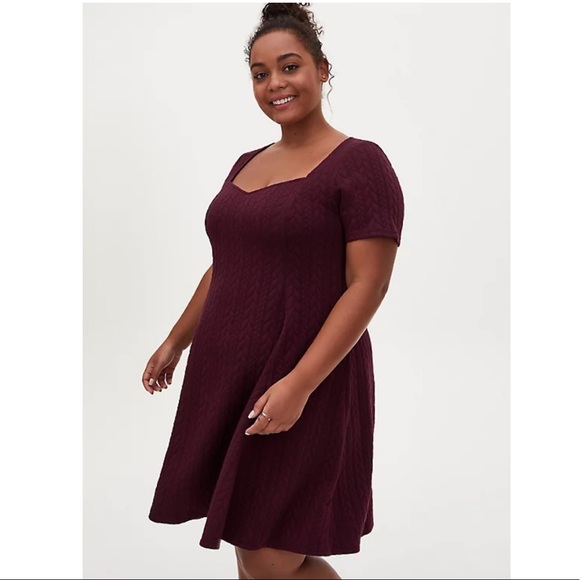 🌼FOR BUNDLE ONLY🌼Torrid Burgundy Dress - Picture 6 of 12